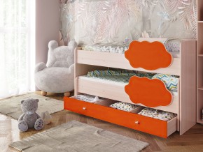 Кровать Соник с ящиком млечный дуб-оранж в Озёрске - ozyorsk.magazinmebel.ru | фото